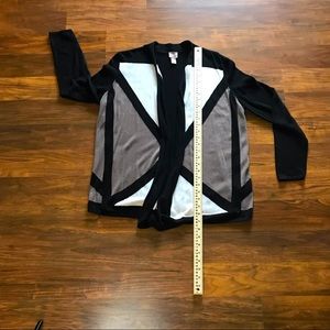 Chico’s Black/Beige/White Color Block Open Cardigan